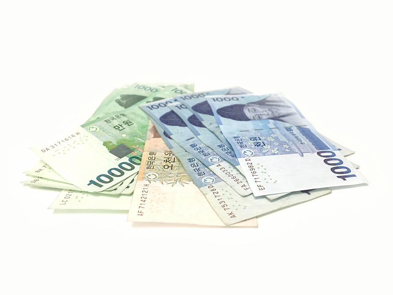 離婚時の貯金の分け方に関するトラブルを回避する方法は？