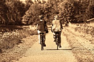 離婚後に友達に言えない悩み、どう解決する？